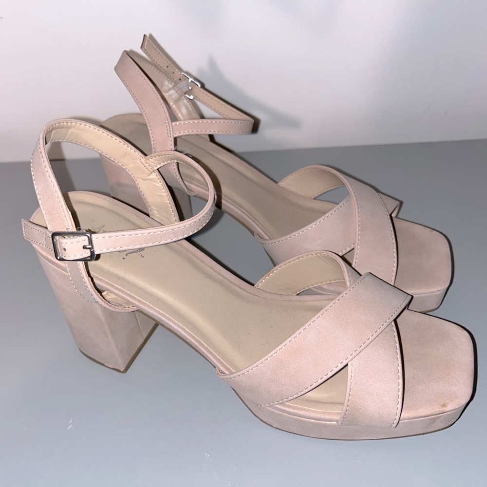 Women’s Blush Pink 🩷 Heels